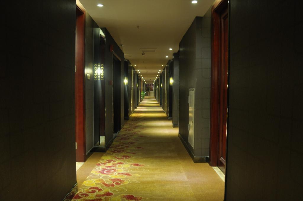 Li Yang Hotell Guangzhou Exteriör bild